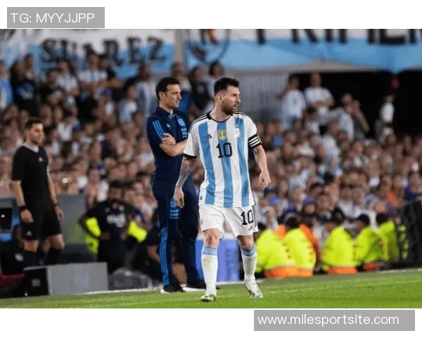 恩佐展望未来梦想成为阿根廷队长并期待梅西最后一届世界杯之旅 恩佐展望未来梦想成为阿根廷队长并期待梅西最后一届世界杯之旅