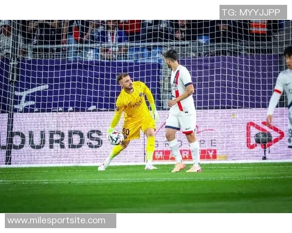 巴黎圣日耳曼2025年狂轰160球创下自2017年以来年度进球新纪录 巴黎圣日耳曼2025年狂轰160球创下自2017年以来年度进球新纪录