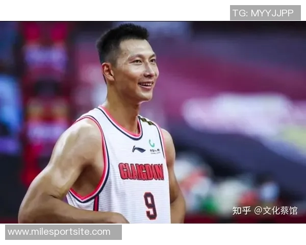 媒体人称王洪泽若再高5厘米将完美填补易建联退役后的空缺 媒体人称王洪泽若再高5厘米将完美填补易建联退役后的空缺